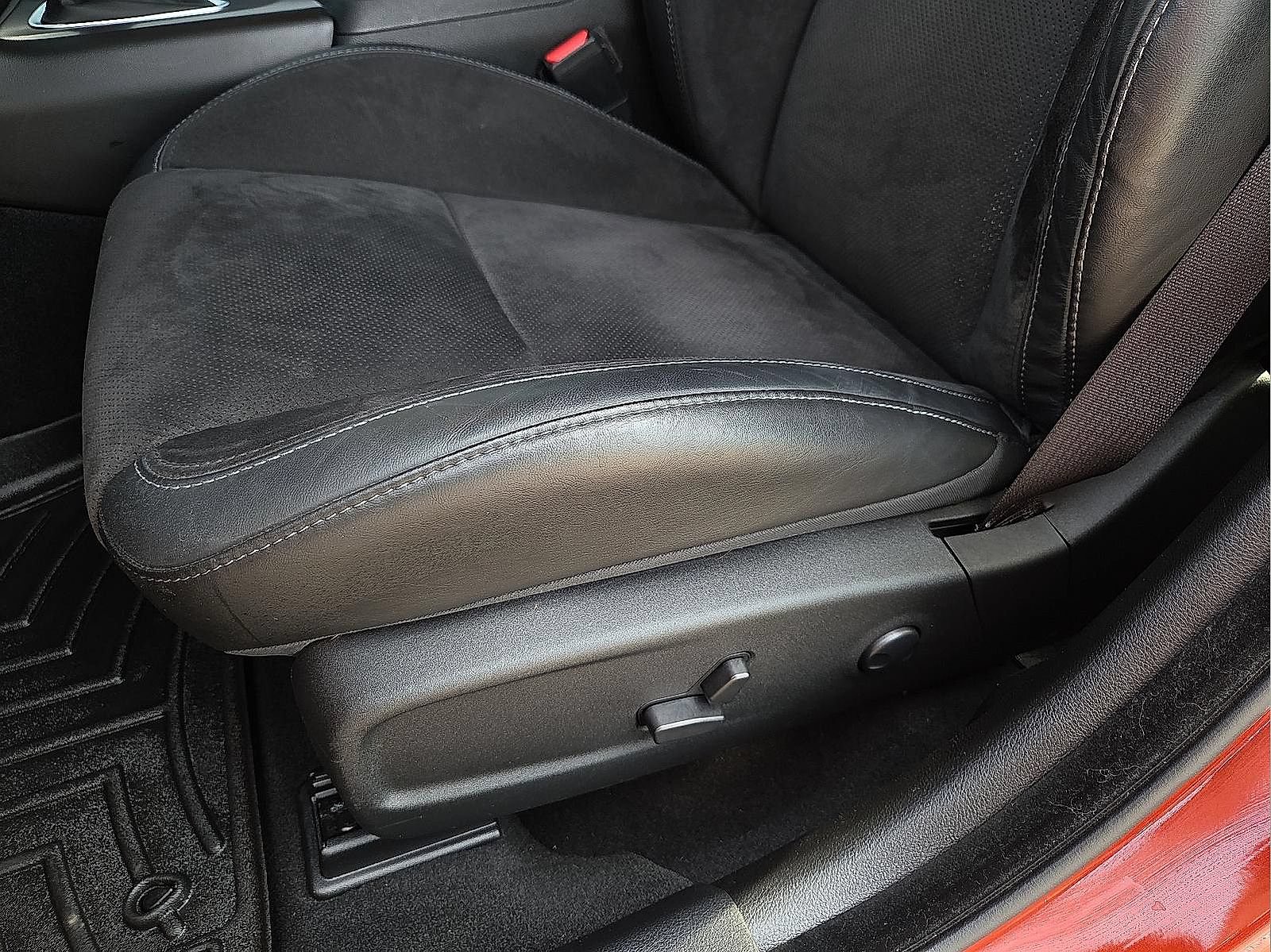 Used 2023 Dodge Charger R/T w/ Plus Group RWD image 14