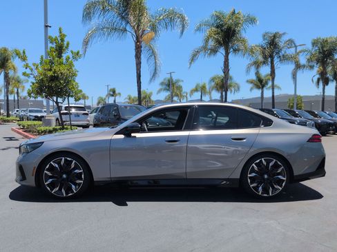 Used 2025 BMW i5 M60 w/ Premium Package AWD/4WD image 7