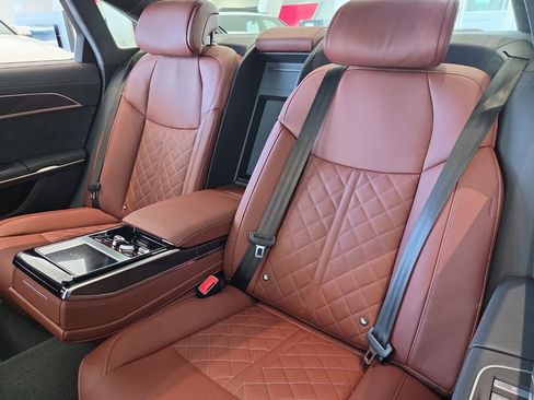 New 2026 Audi S8 image 10