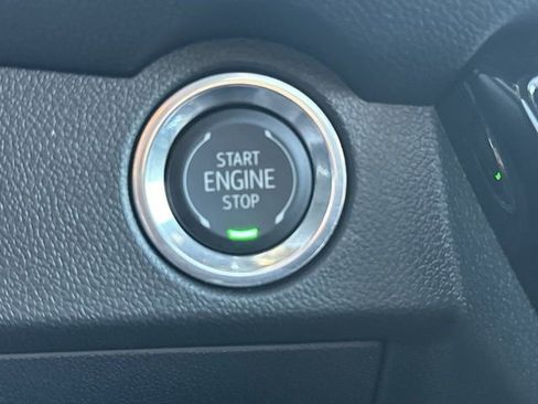 Used 2025 Chevrolet Traverse Z71 w/ Enhanced Driving Package image 17