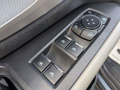 Used 2025 Ford Expedition Active AWD/4WD image 11