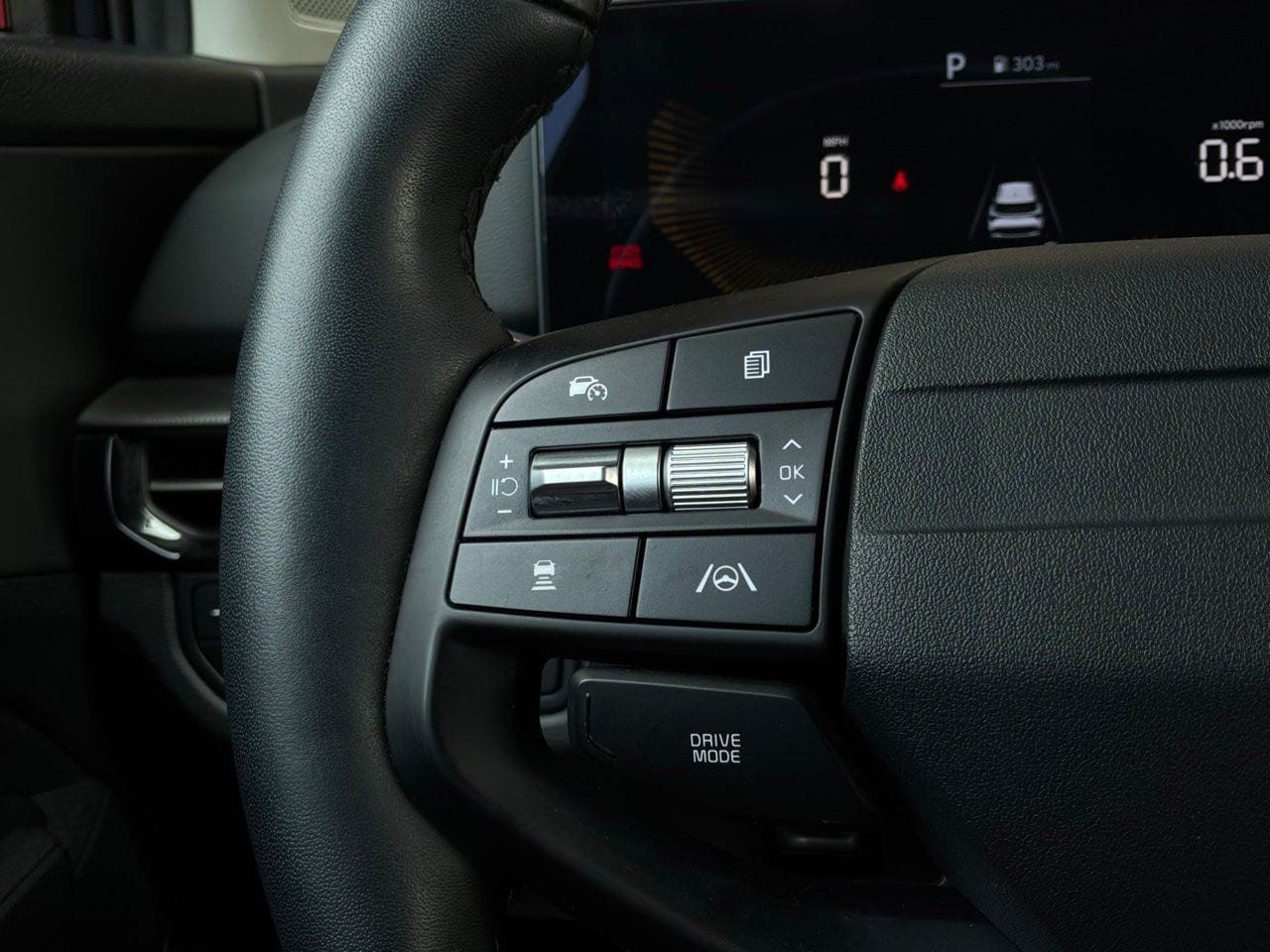 Used 2026 Kia Sportage LX FWD image 34