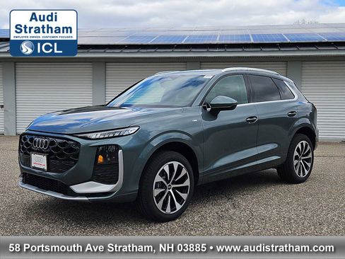 New 2026 Audi Q3 quattro 2.0T AWD/4WD image 1