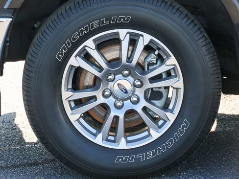 Used 2020 Ford F150 Lariat w/ Max Trailer Tow Package AWD/4WD image 32