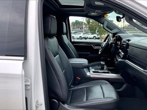 Used 2024 Chevrolet Silverado 1500 LTZ w/ Technology Package AWD/4WD image 28