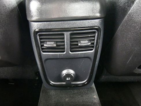 Used 2014 Chrysler 300 S image 16