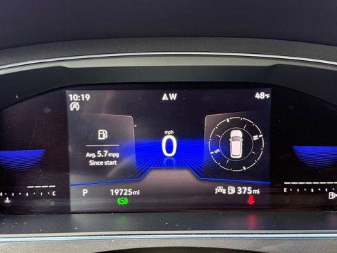 Used 2023 Volkswagen Tiguan SE image 17