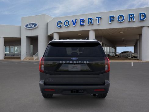 New 2026 Ford Expedition Active RWD image 5