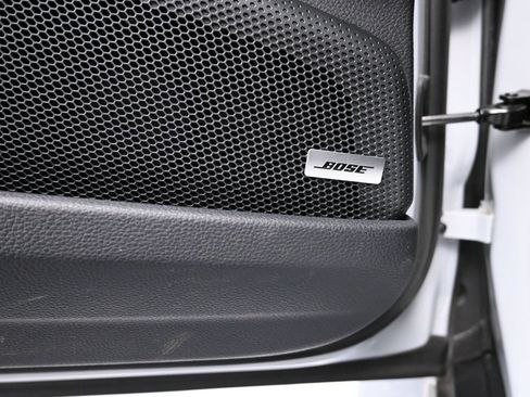 Certified 2025 Porsche Panamera 4 E-Hybrid AWD/4WD image 11