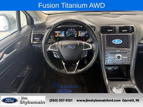 Used 2020 Ford Fusion Titanium AWD/4WD image 32