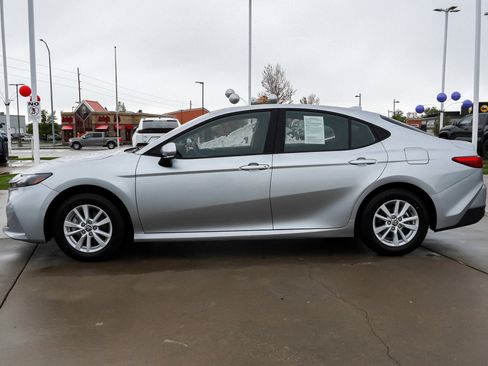 Certified 2025 Toyota Camry LE AWD/4WD image 5