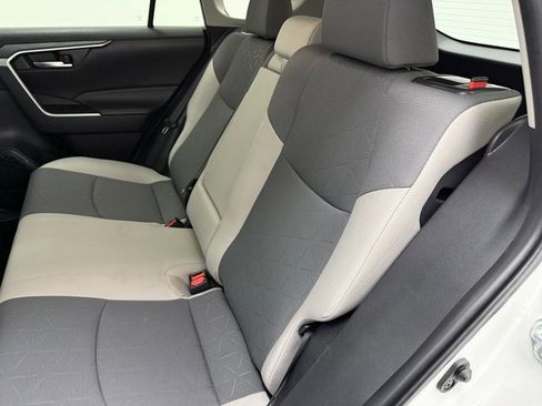 Used 2024 Toyota RAV4 XLE Premium image 10