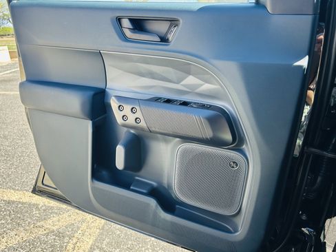 New 2026 Ford Maverick Lobo AWD/4WD image 20