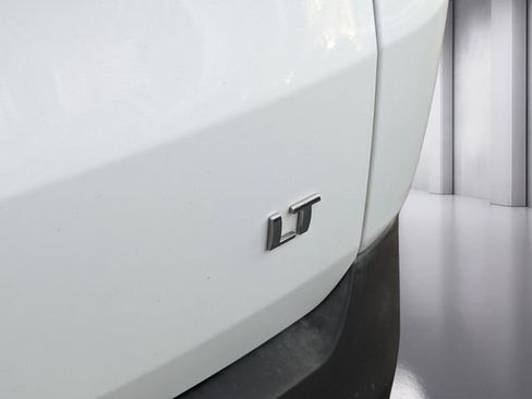 Used 2019 Chevrolet Traverse LT image 15