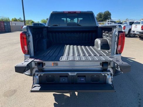 New 2026 GMC Sierra 1500 AT4X image 9