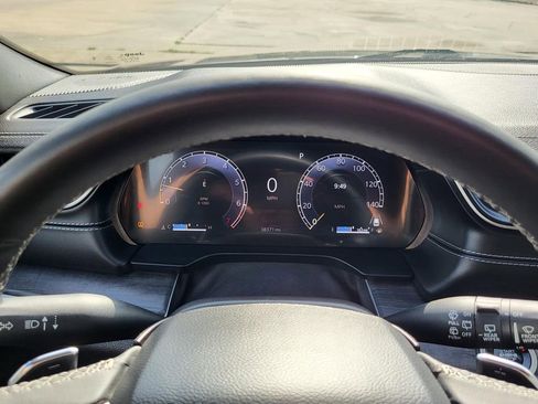 Used 2024 Jeep Grand Cherokee L Limited w/ Luxury Tech Group II image 25