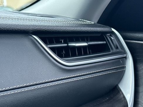 Used 2022 Jeep Grand Cherokee Limited image 29