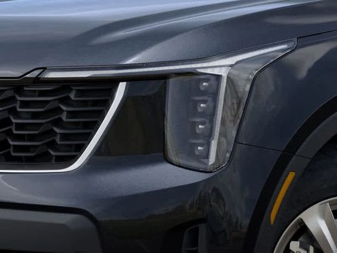New 2026 Kia Sorento LX image 10
