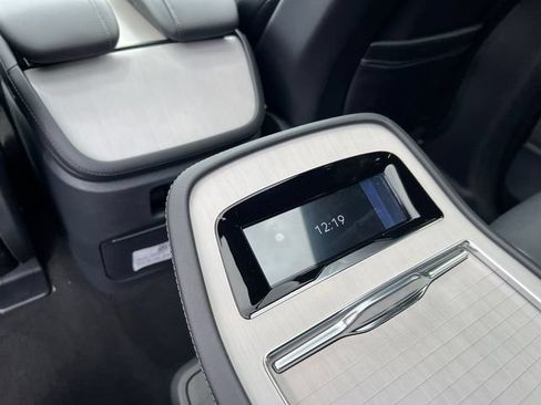 New 2027 Lincoln Navigator Reserve w/ Jet Appearance Package AWD/4WD image 23