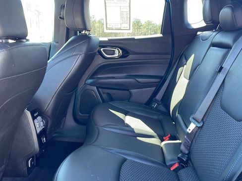 Used 2025 Jeep Compass Latitude w/ Altitude Special Edition image 25