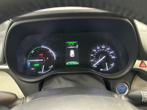 Used 2023 Toyota Sienna XLE FWD image 29