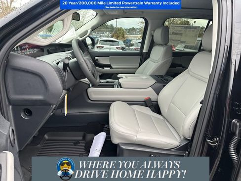 New 2026 Ford Expedition Max Active image 7