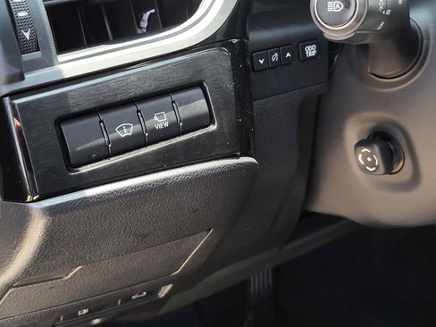 Used 2024 Lexus ES 300h w/ Technology Package FWD image 21