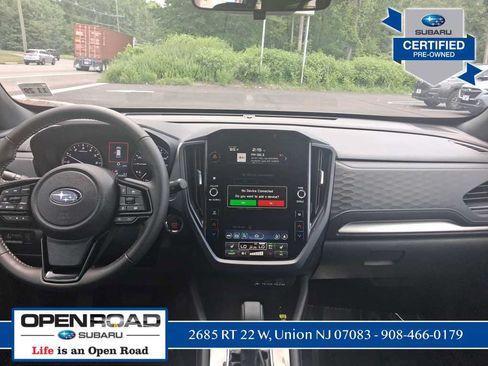 Used 2025 Subaru Forester Premium AWD/4WD image 16