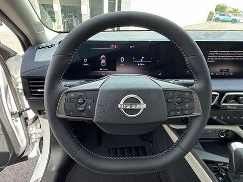 New 2026 Nissan Sentra SL FWD image 27