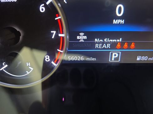 Used 2024 Nissan Sentra SV w/ SV Premium Package FWD image 23