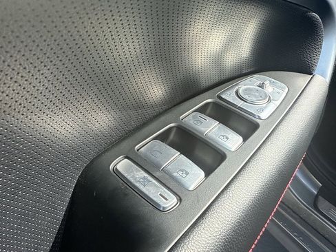 Used 2025 Genesis G70 2.5T w/ Sport Prestige Package image 16