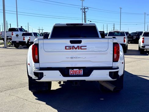 Used 2021 GMC Sierra 3500 Denali w/ Denali Ultimate Package image 8