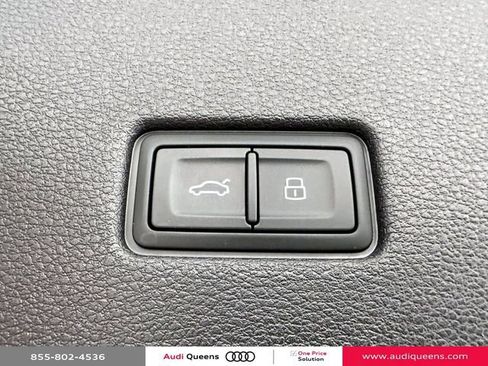 Used 2023 Audi Q8 Premium Plus w/ Premium Plus Package AWD/4WD image 11