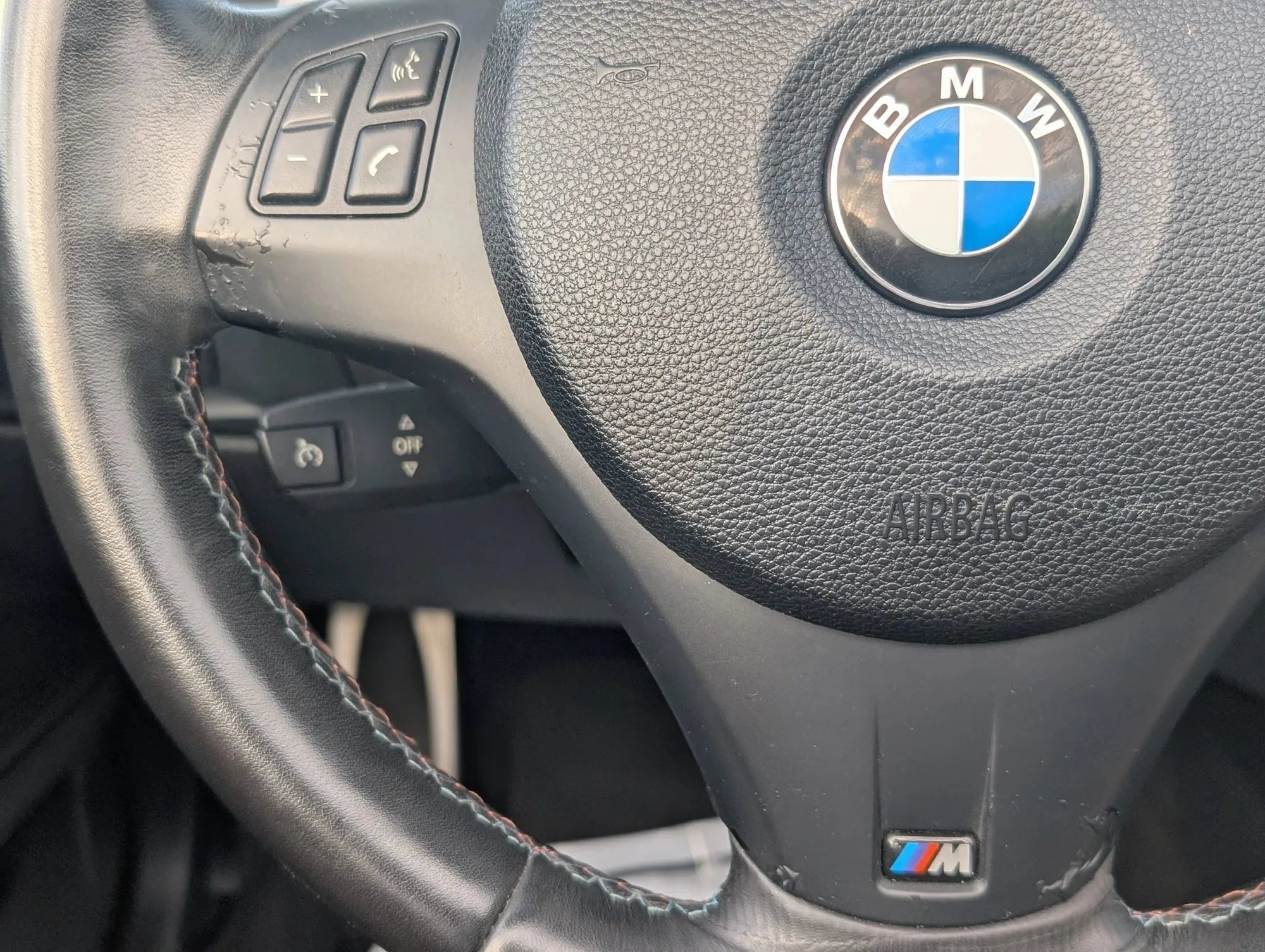 Used 2010 BMW M3 Convertible RWD image 25