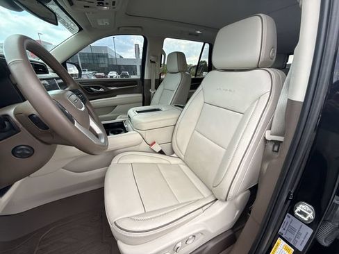 Used 2024 GMC Yukon Denali AWD/4WD image 11
