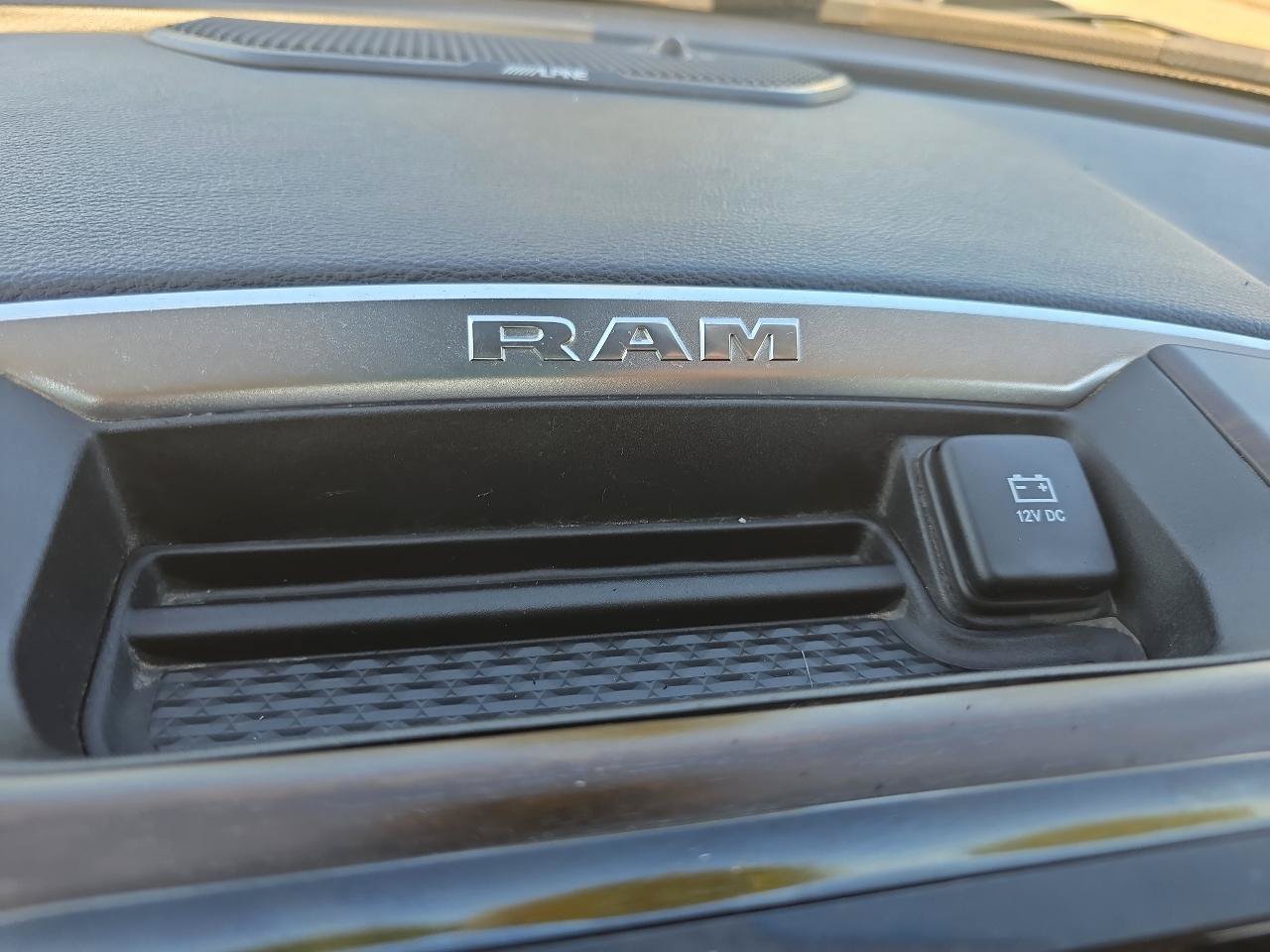 Used 2024 RAM 2500 Laramie AWD/4WD image 39