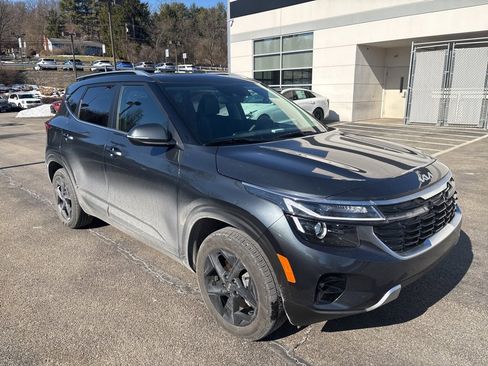 Certified 2026 Kia Seltos EX w/ EX Sunroof Package image 1