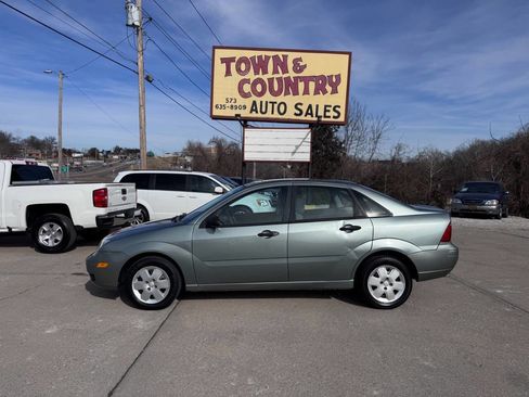 Used 2006 Ford Focus SE image 4
