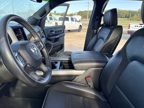 Used 2024 RAM 1500 Laramie image 18