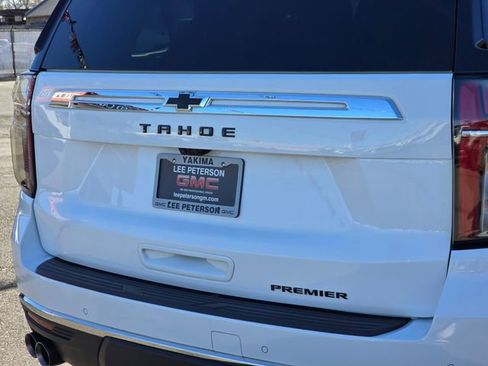 Used 2023 Chevrolet Tahoe Premier w/ Premium Package image 14