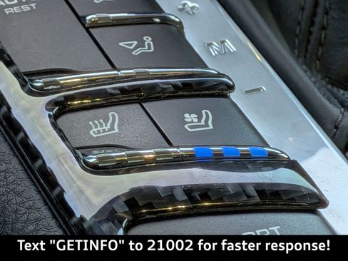 Used 2020 Porsche Macan image 28