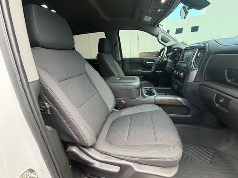 Used 2022 Chevrolet Silverado 1500 LT Trail Boss w/ Safety Package AWD/4WD image 14