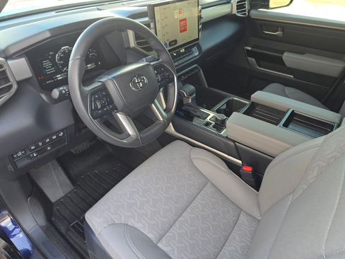 Used 2025 Toyota Tundra Limited w/ Power Package image 4