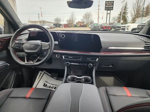 Certified 2025 Chevrolet Traverse RS w/ LPO, Floor Liner Package image 19