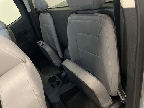 Used 2016 Chevrolet Colorado W/T image 14