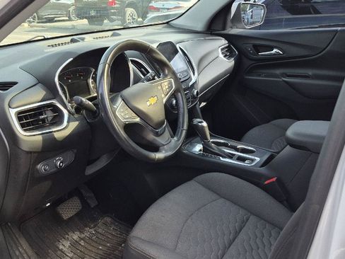 Used 2018 Chevrolet Equinox LT w/ Sun & Infotainment Package FWD image 8