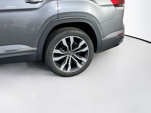 Used 2022 Volkswagen Atlas SEL Premium AWD/4WD image 32