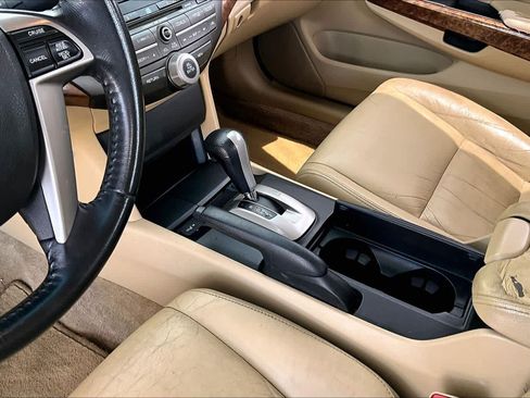 Used 2010 Honda Accord EX-L image 16