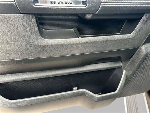 Used 2018 RAM 1500 Laramie w/ Convenience Group image 21