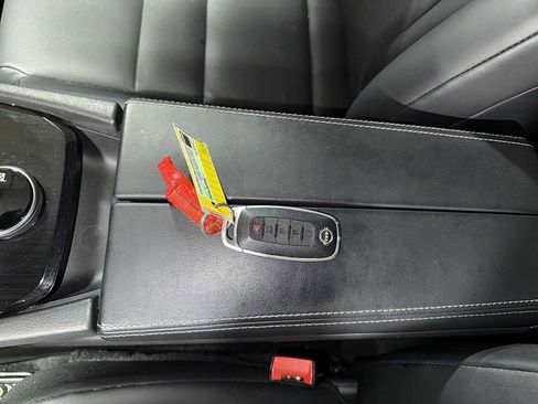 Used 2023 Nissan Rogue SV w/ SV Premium B Package image 33